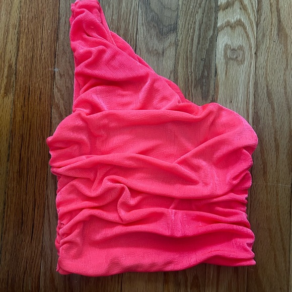 Pink One-Shoulder Ruched Top - Picture 2 of 4